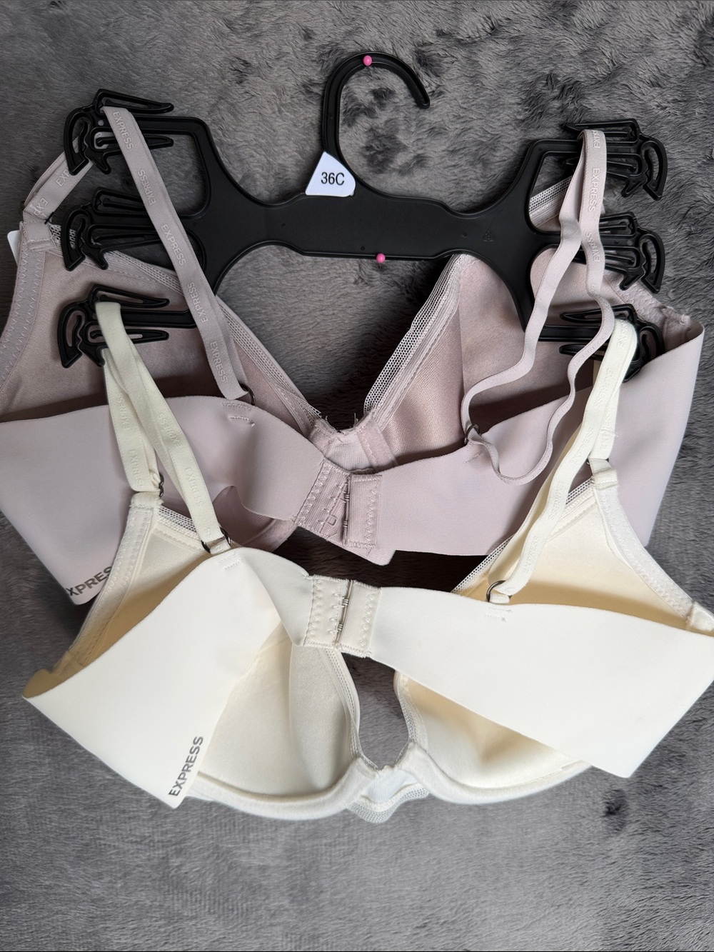 Express Women’s Smooth Molded T-Shirt Bras - Mauve & Ivory - Picture 3 of 5